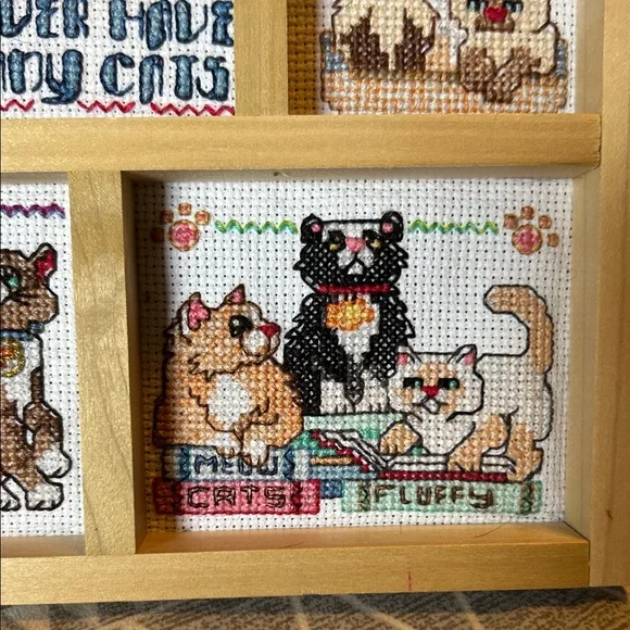 Wooden House-Shaped Cat Cross-Stitch Piece - Picture 5 of 8